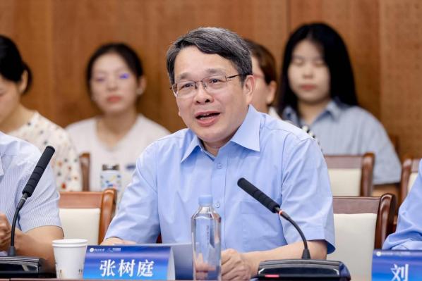 聚焦“人工智能时代的文化法治”|第二届文化法治论坛在中传举办