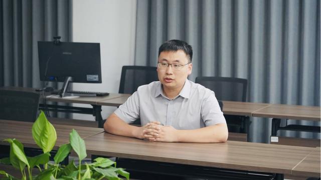 从服装定制到工业质检的全面革新 人工智能引领青岛产业升级