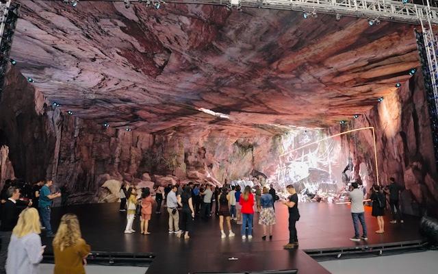 好莱坞AI革新：最强配角如何颠覆梦工厂？