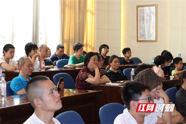 《人工智能极简史》分享会揭示AI与人类共生未来