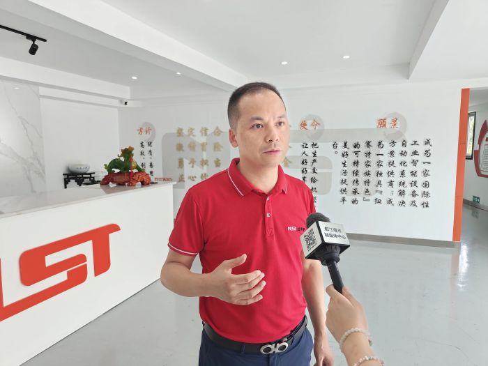 都江堰智造:纽赛特工业机器人加速人工智能革命
