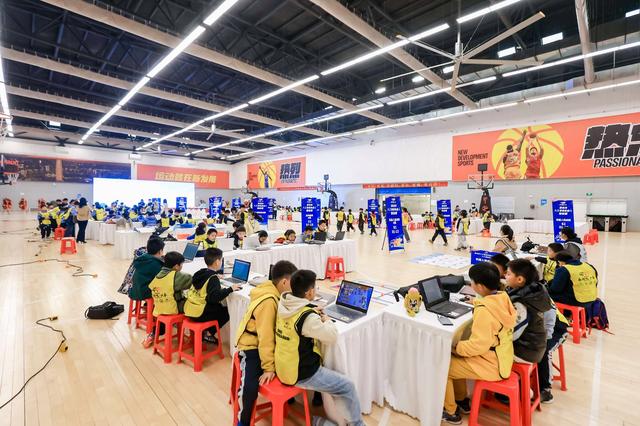 科技与体育的邂逅 2024年郑州市人工智能机器人锦标赛举行