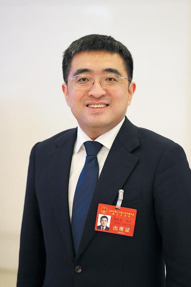 如何推动人工智能发展、杜绝虚假AI视频?多位市人大代表提出建议 建议出台相应法律法规规范AI生成视频