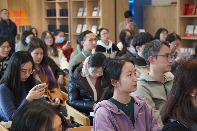 人工智能时代,编辑这一传统职业面临怎样的“变”与“不变”