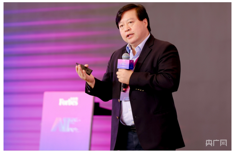 解码未来:专家学者揭示人工智能发展的“底层逻辑”