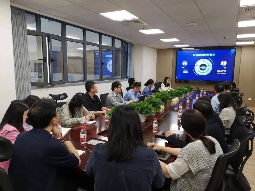 构建“人工智能+语言”微专业,这一高校打造复合型创新人才的新范式