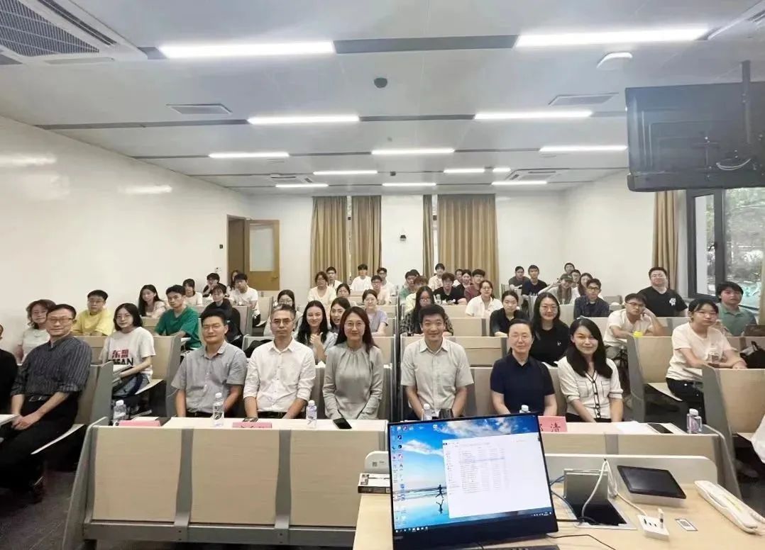 构建“人工智能+语言”微专业,这一高校打造复合型创新人才的新范式