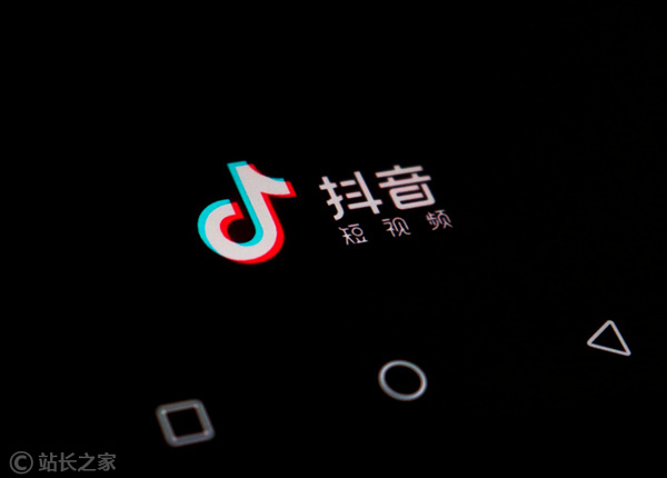 "躺赚"背后是陷阱:抖音副总裁警告勿信"AI无人直播"宣传