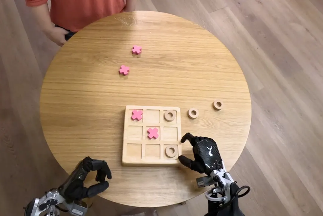 谷歌 DeepMind 推出两款新型 AI 模型，旨在帮助机器人完成更多现实世界中的任务