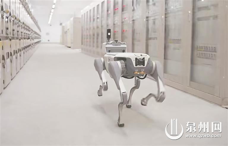 AI双刃剑：便利与隐忧交织，当AI从实验室走入菜市场、写字楼、手术室，一场关乎效率与安全的技术革命已按下快进键