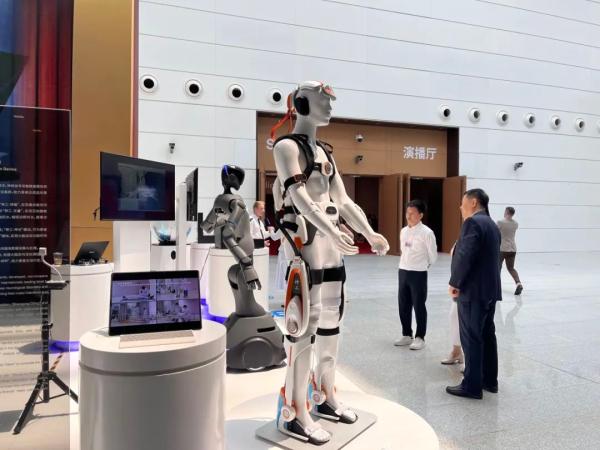 “津”彩纷呈!滨城成果惊艳夏季达沃斯