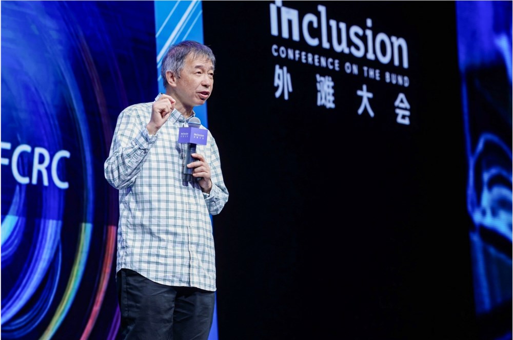 从代码到资源，王坚:AI的“开放”之路，远不止于开源