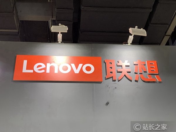 联想将推出个人超级智能体 杨元庆称并不认为存在人工智能泡沫