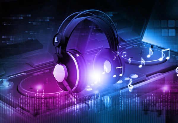 ​AI 音乐创作新趋势：杭州男子月入十几万，40 秒生成一首歌