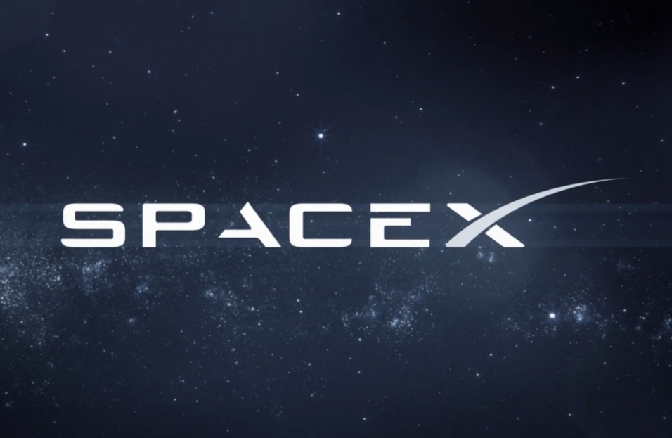 SpaceX展示纤薄AI设备原型，深度整合xAI技术并对标OpenAI